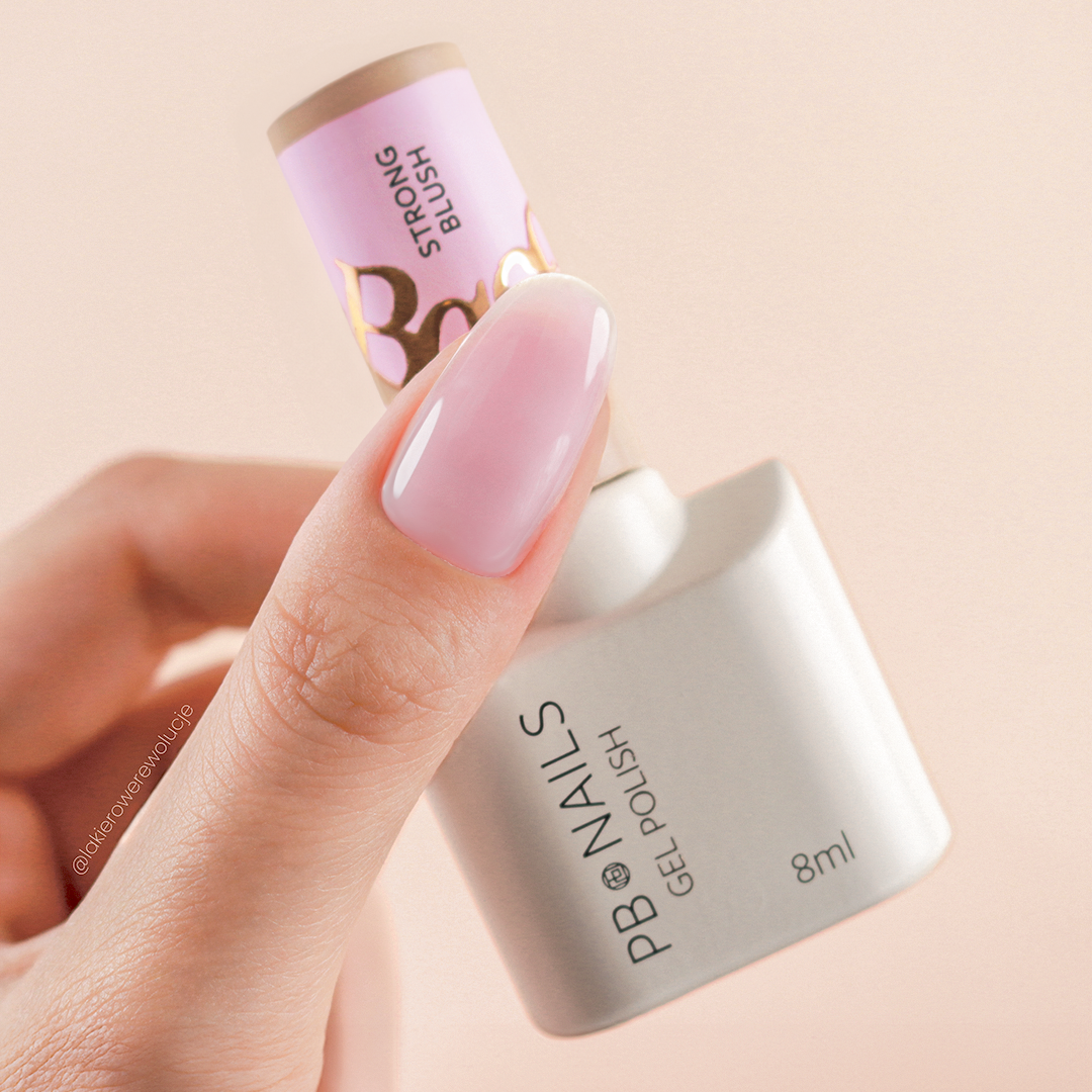 blush base paznokiec